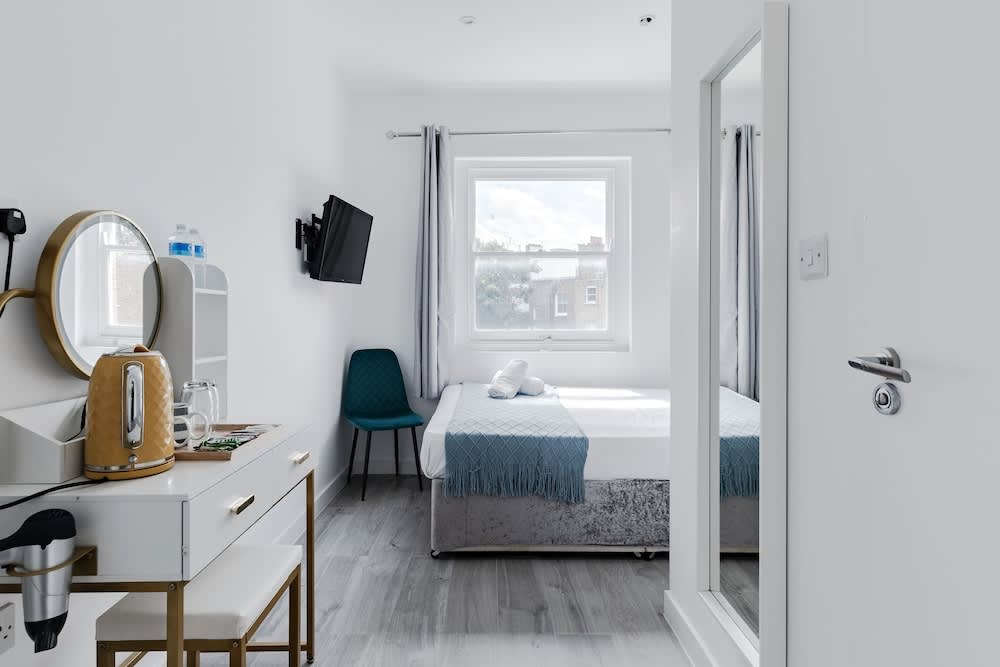 Wembar Hotel 1