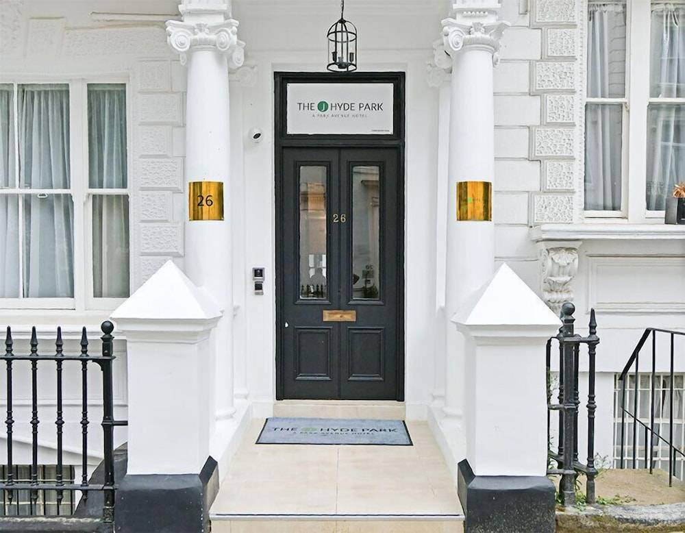 The J Hyde Park Hotel 2