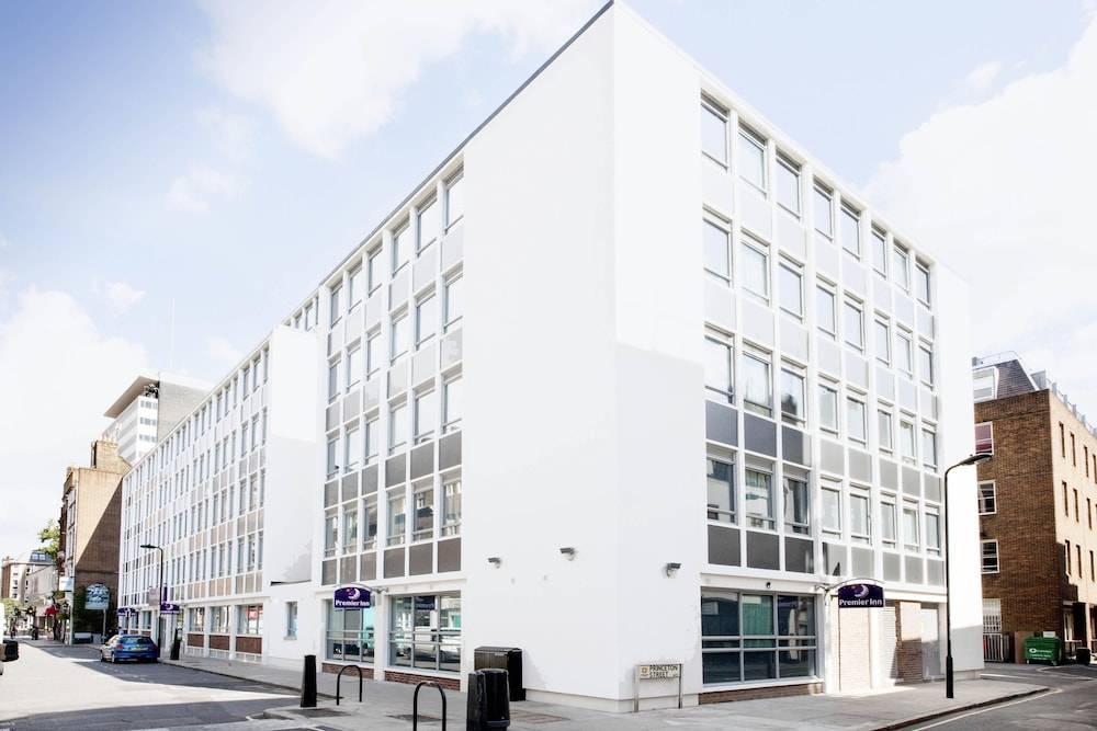 Premier Inn London Holborn 1