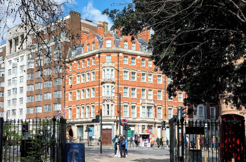 Morton Hotel 1