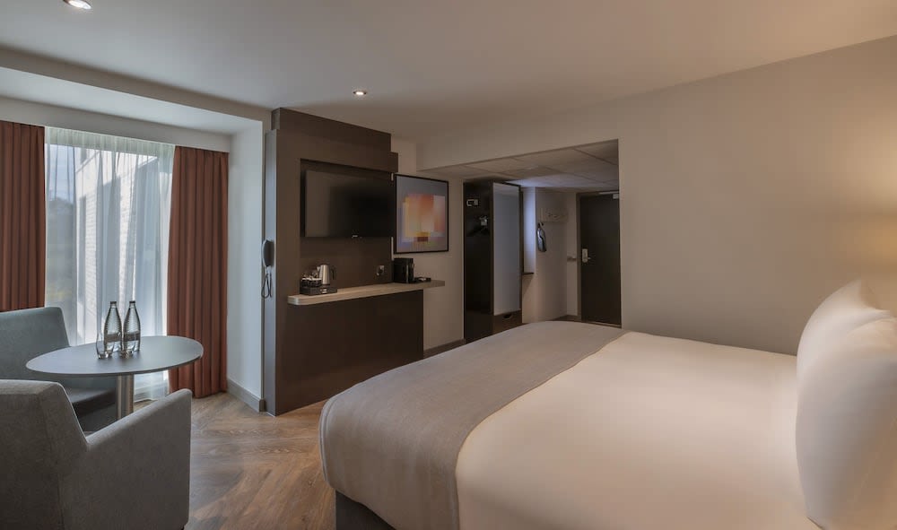 Maldron Hotel Finsbury Park, London 1