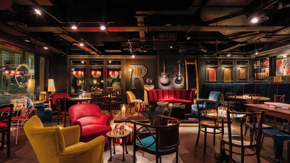 Ruby Lucy Hotel London by IHG 1