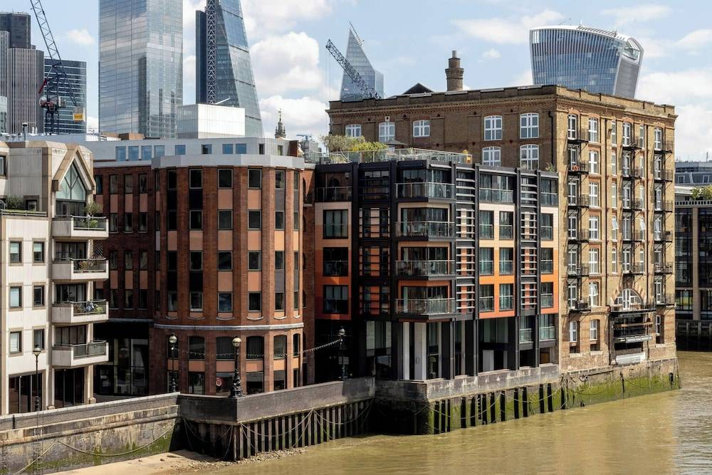 Locke at Broken Wharf 1