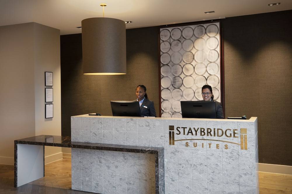 Staybridge Suites LONDON - HEATHROW BATH ROAD by IHG 2
