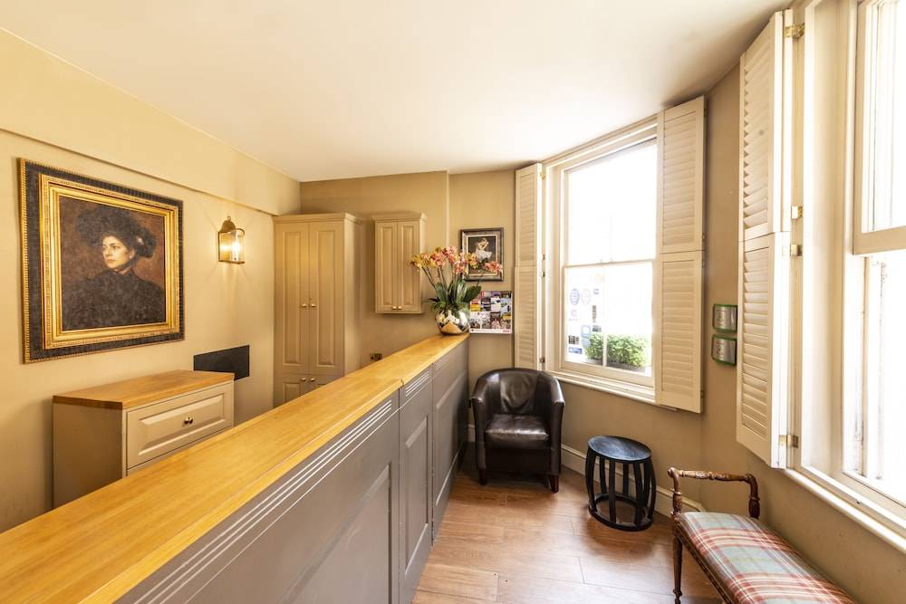 Fielding Hotel 2