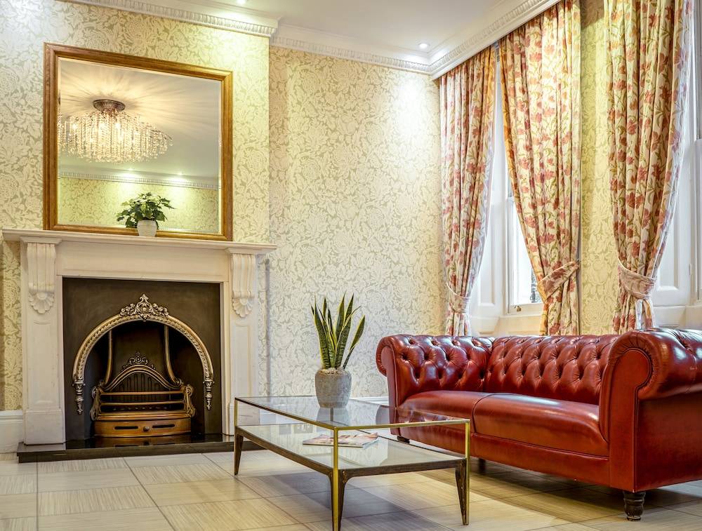Athena Hotel 2