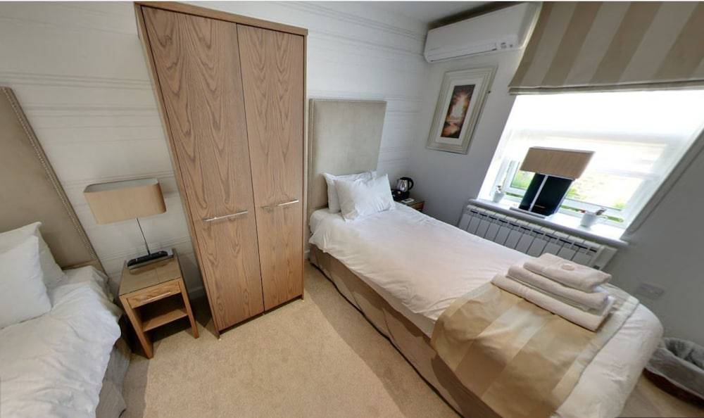 McCafferty's Guesthouse Ilford 2