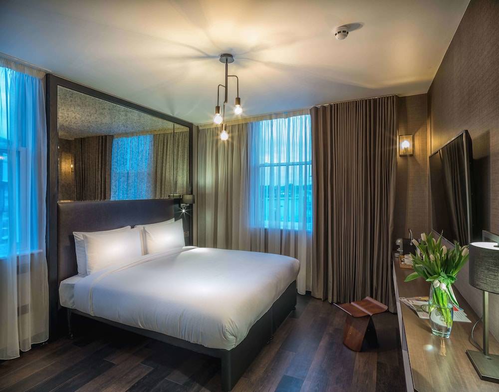 Camden Enterprise Hotel 1