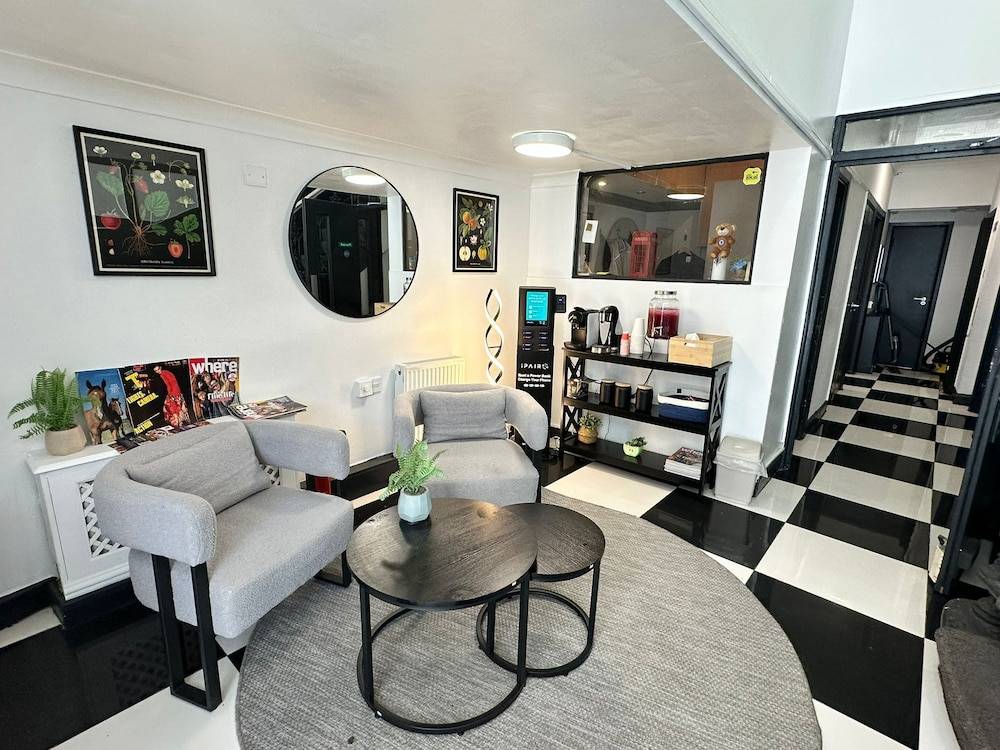 Amsterdam Hotel 1