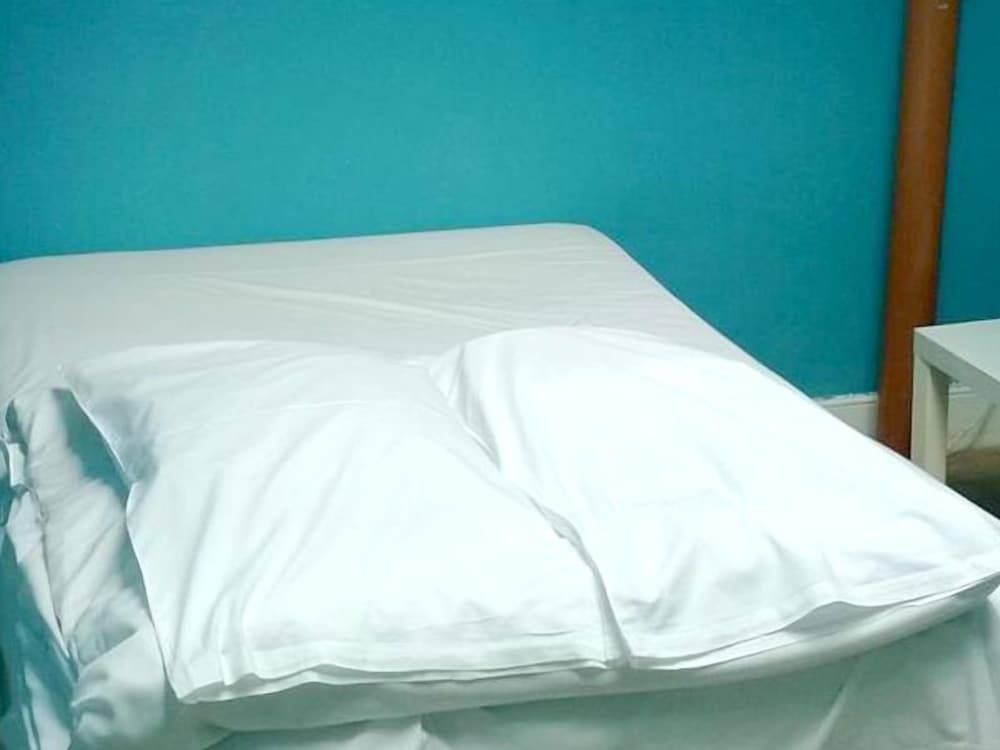 Queen Elizabeth Hostel 2