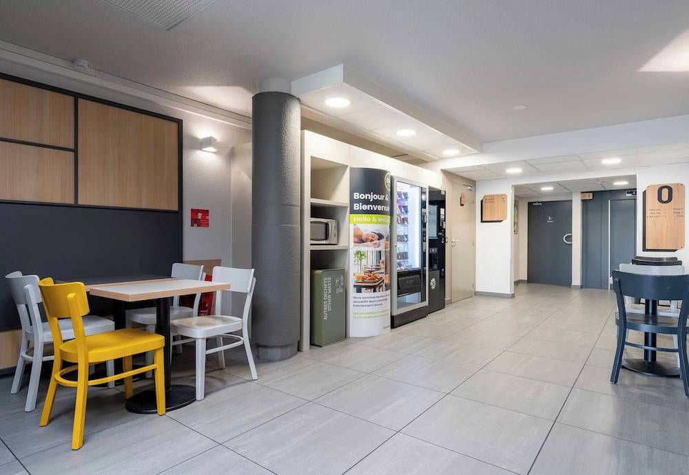 B&B HOTEL Calais Centre St Pierre 2