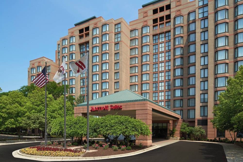Chicago Marriott Suites O'Hare 1