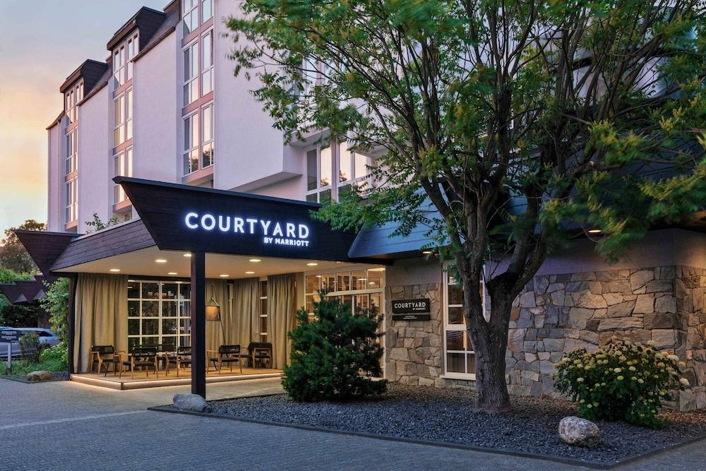 Courtyard by Marriott Wiesbaden-Nordenstadt 1
