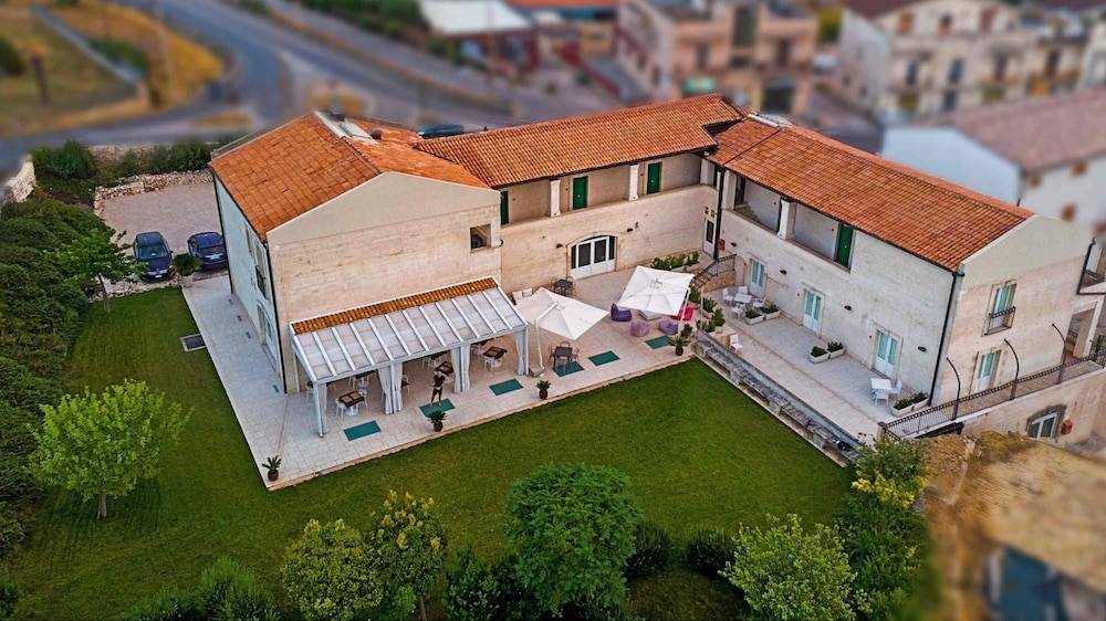Hotel Cave Del Sole 1