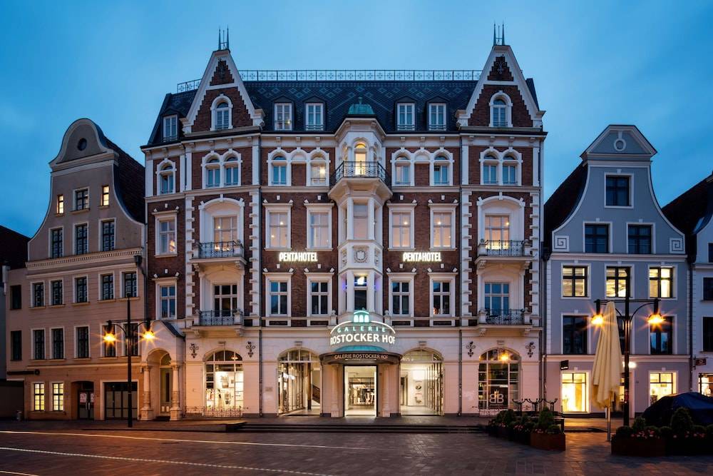 Pentahotel Rostock 1