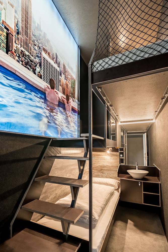 BoxHotel Göttingen (App Based Hotel) 1