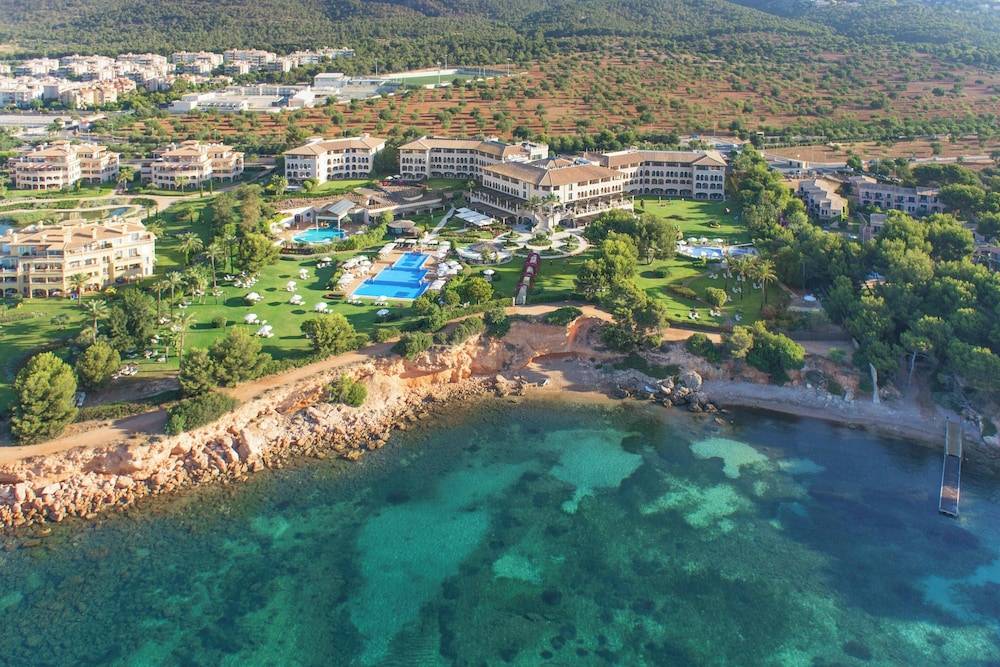 The St. Regis Mardavall Mallorca Resort 1