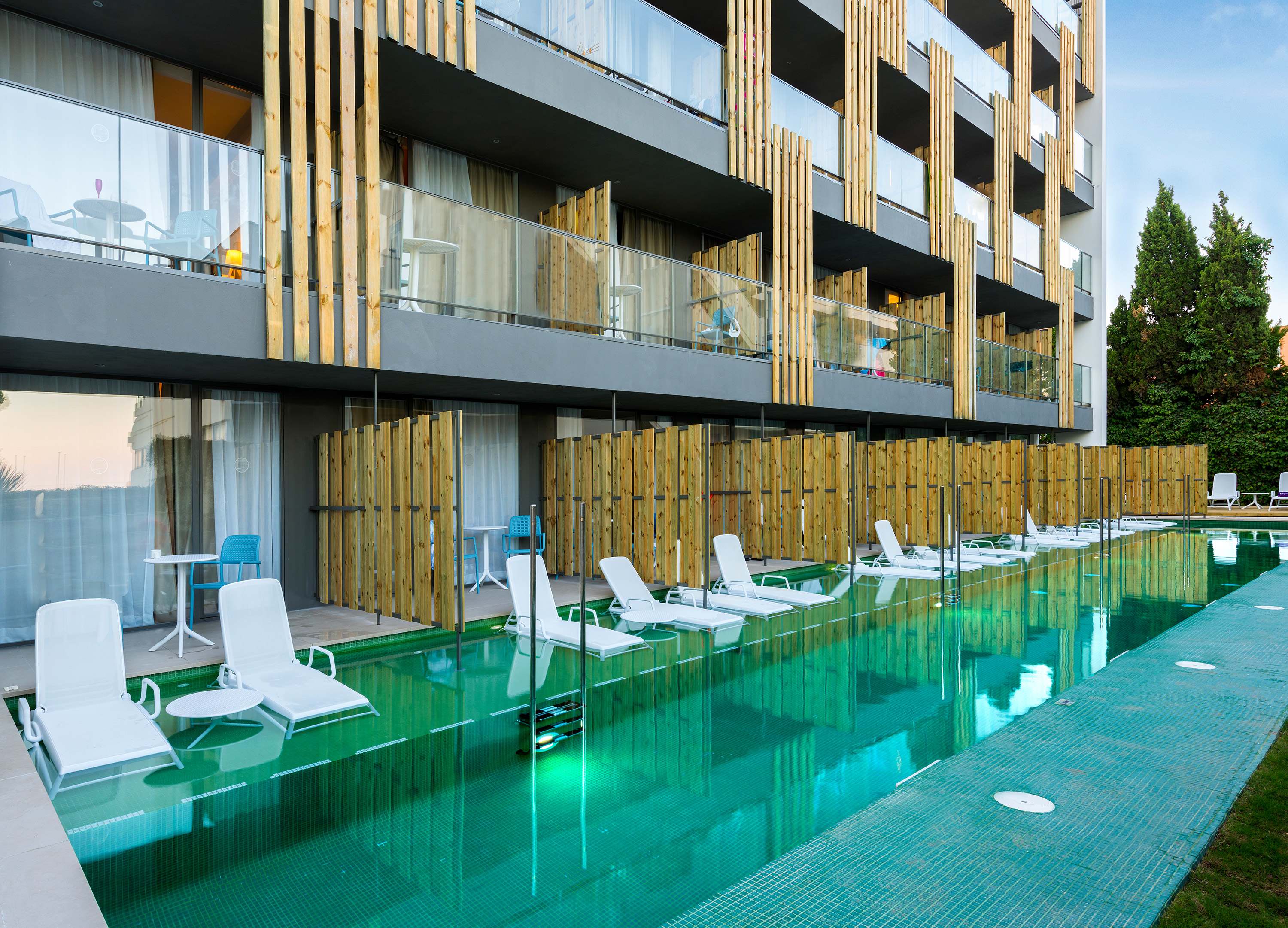 FERGUS Style Palmanova - Adults Only 2
