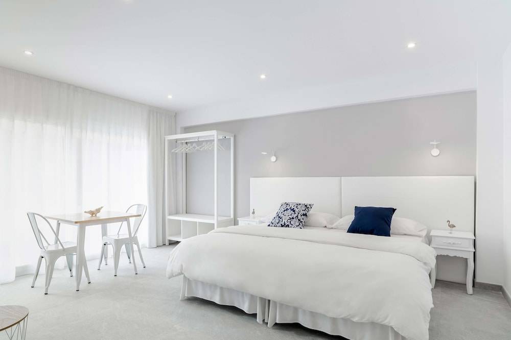 INNER Kompas Palmanova "Adults Only" 1