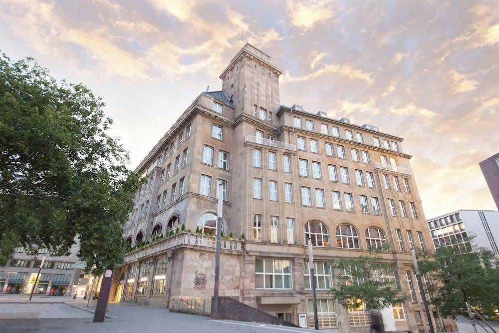 Garner Hotel Essen - Handelshof by IHG 1