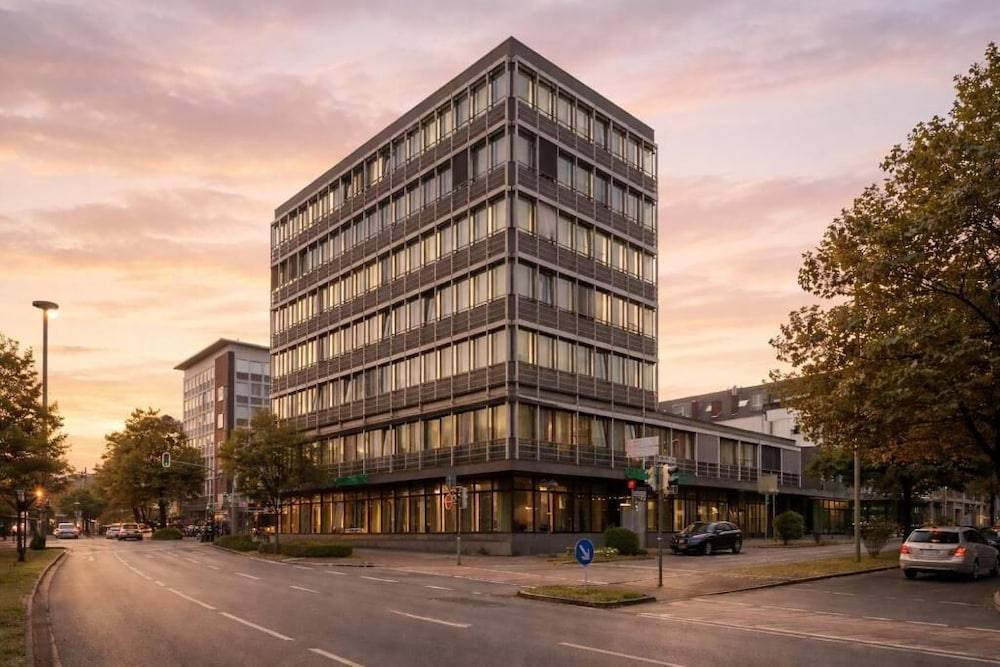 Hotel MIRAGE Düsseldorf-Neuss 1