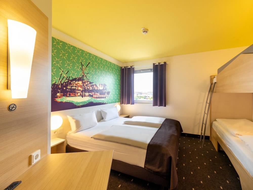 B&B Hotel Oberhausen am Centro 1