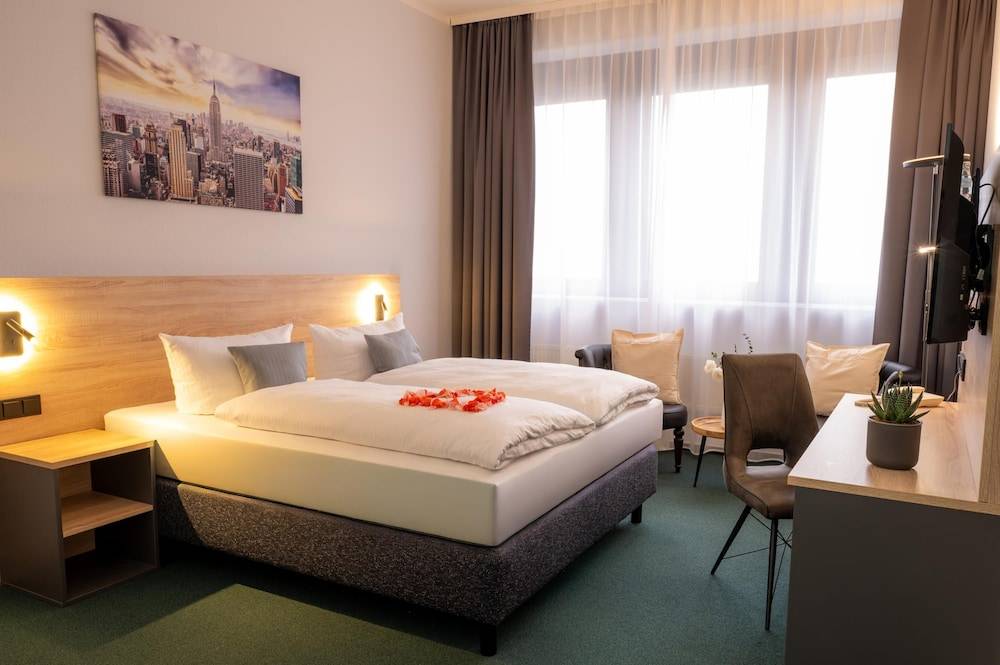 Best Western Comfort Business Hotel Düsseldorf-Neuss 1
