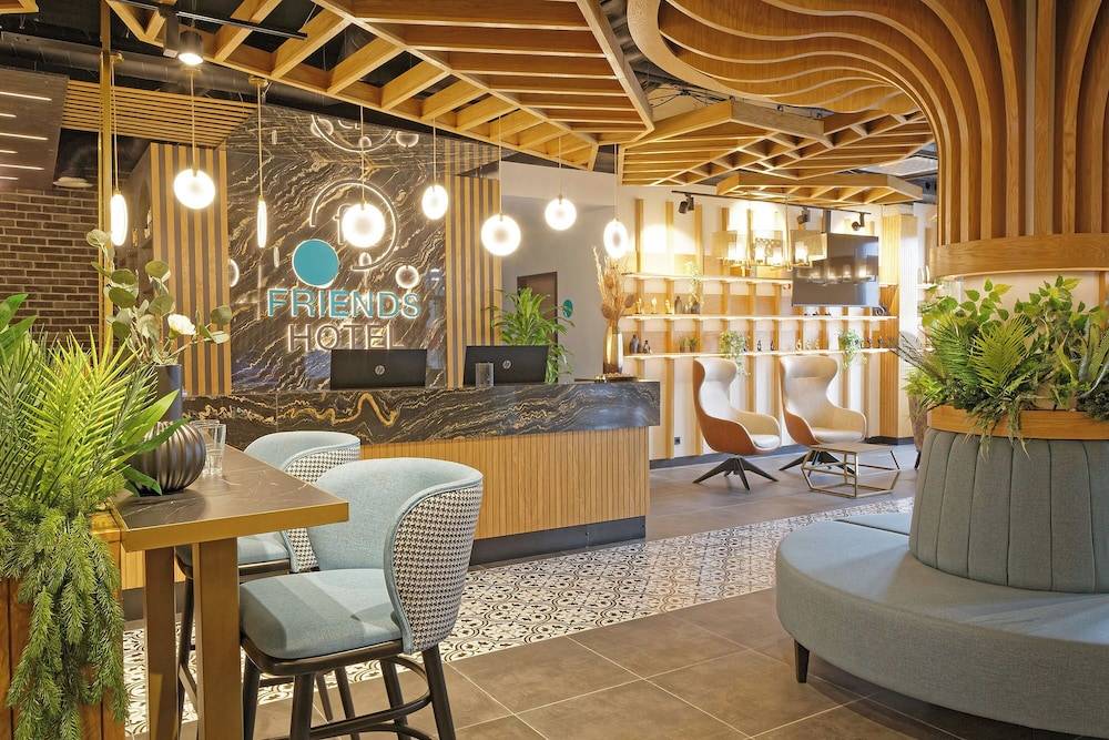 Friends Hotel Düsseldorf Airport 1