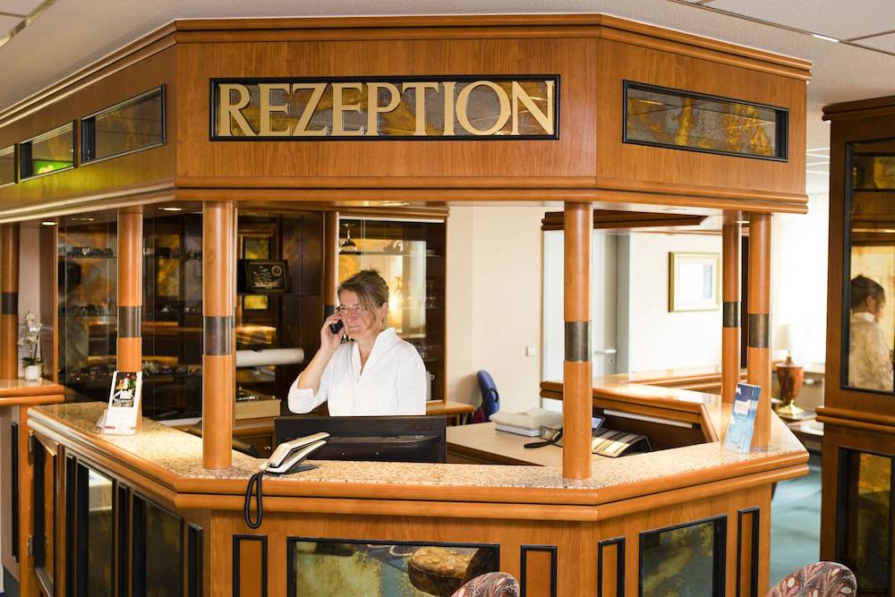 Hotel Am Düsseldorfer Platz 2