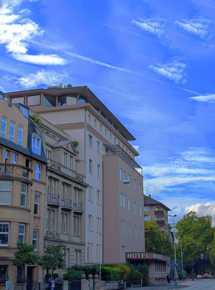 Mainzer Hof 1