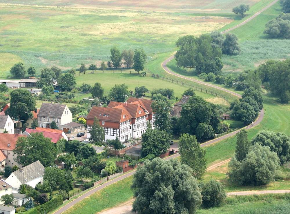 Hotel ElbRivera Magdeburg 1