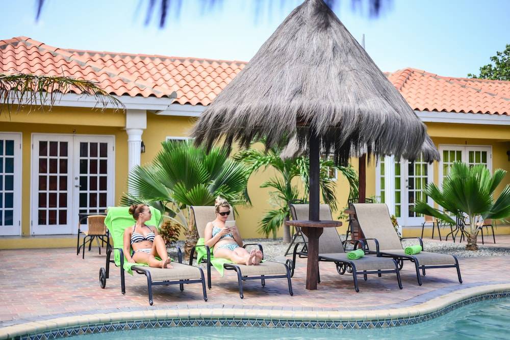 Aruba Tropic Apartments 2