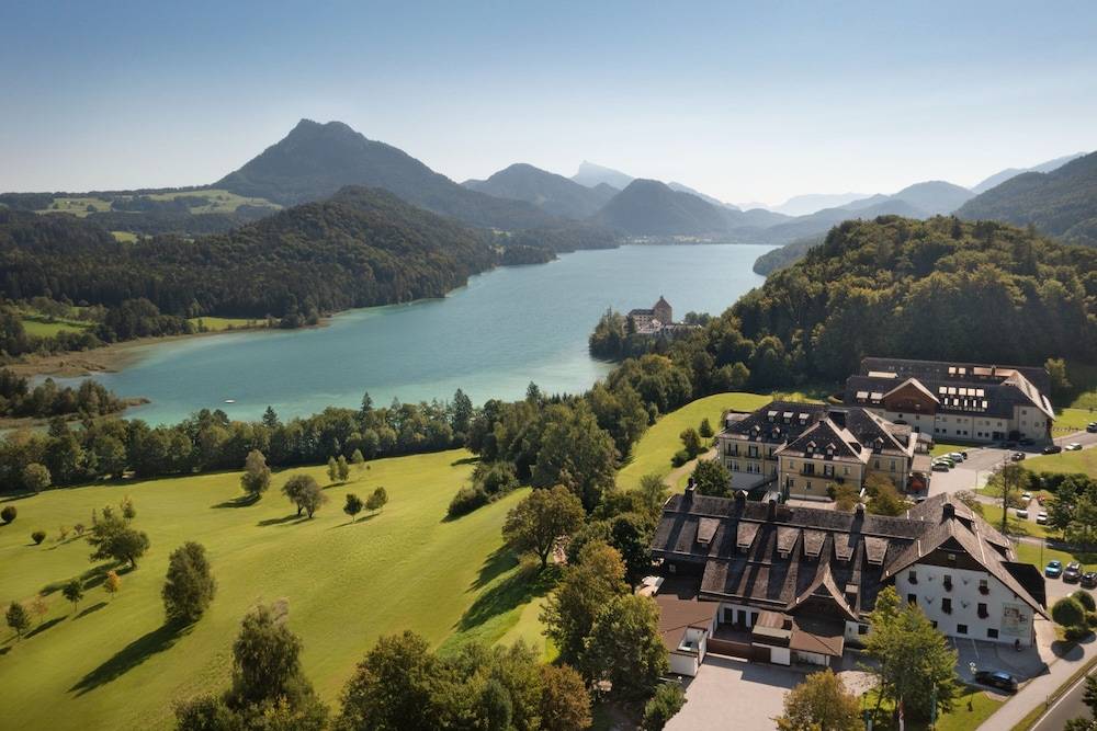 Arabella Jagdhof Resort am Fuschlsee, a Tribute Portfolio Hotel 1