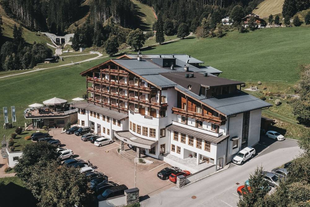 VAYA Zell am See 1