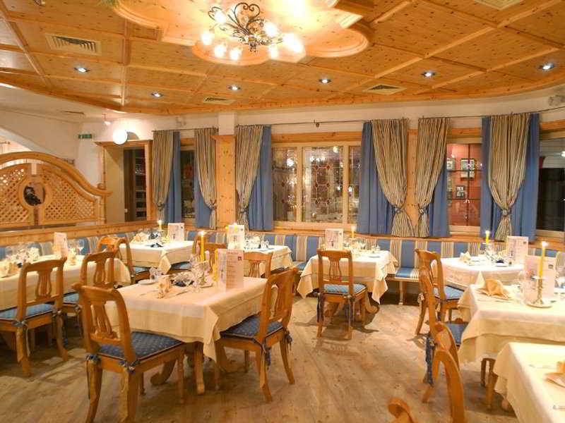 JUFA Alpenhotel Saalbach 2