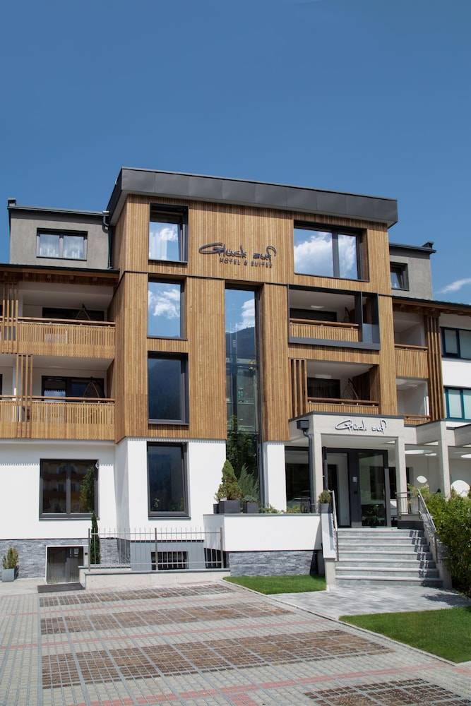 Hotel & Suites Glück Auf 1