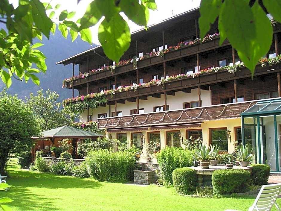 Hotel-Pension Strolz 1