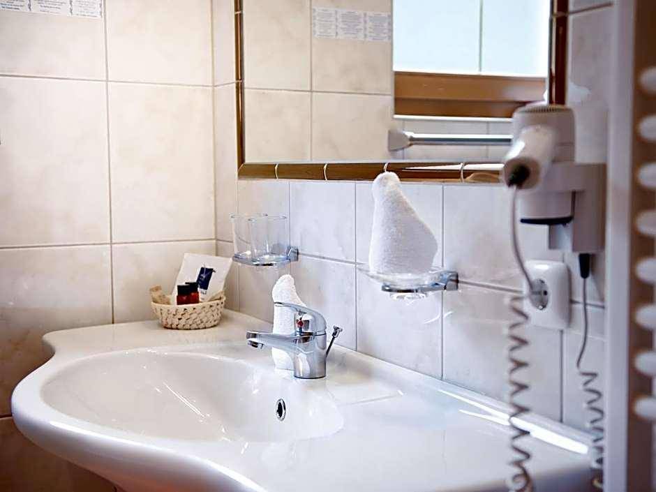 Aktiv & Vitalhotel Bergcristall 1