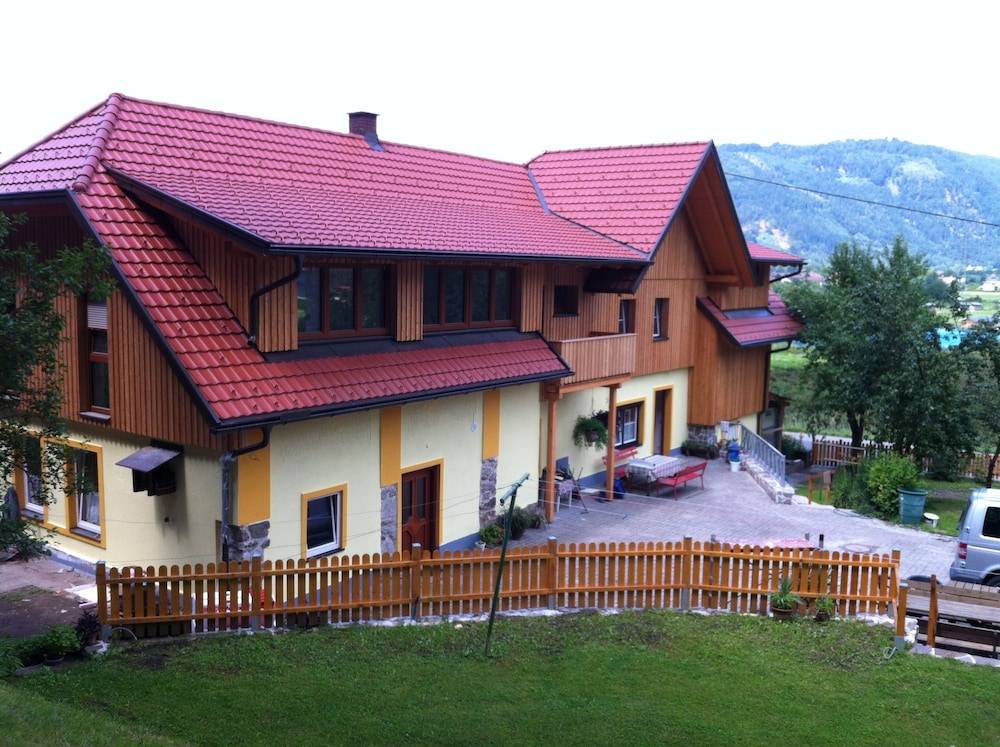 Waldhof 1