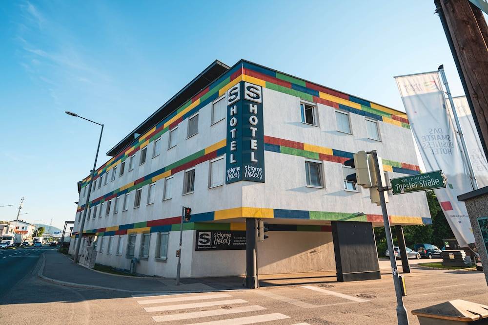 SHOME Hotel Graz I Self-Check-In I Free Parking 1