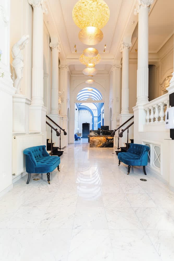 Golden Tree Hotel 2