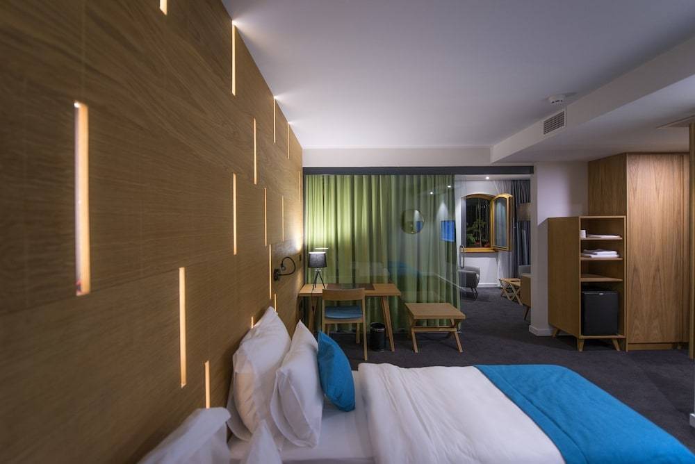 Hotel Sana 1