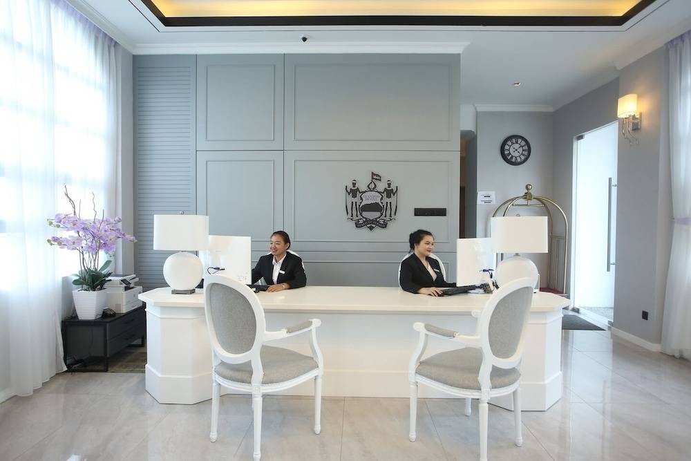 Stanton Hotel 2