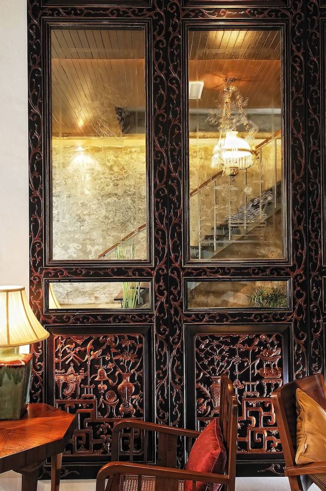 Courtyard at Heeren Boutique Hotel 2
