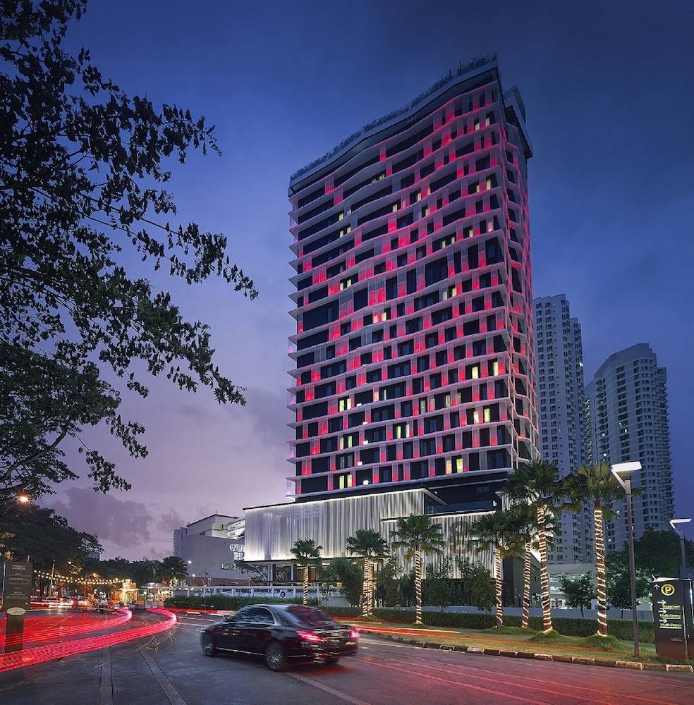 G Hotel Kelawai 1