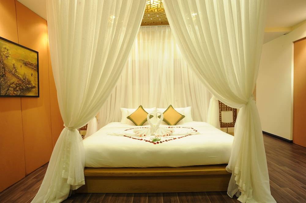 Aroma Beach Resort and Spa 2