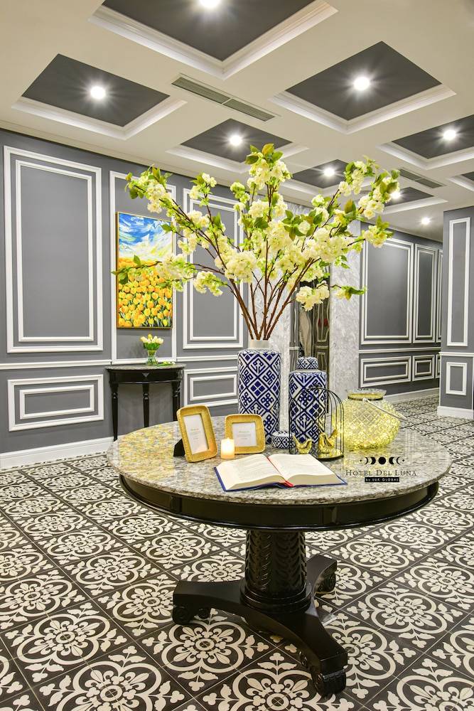Hotel Del Luna Boutique 2