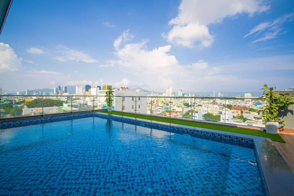 Quoc Cuong Center Da Nang Hotel by Haviland 1