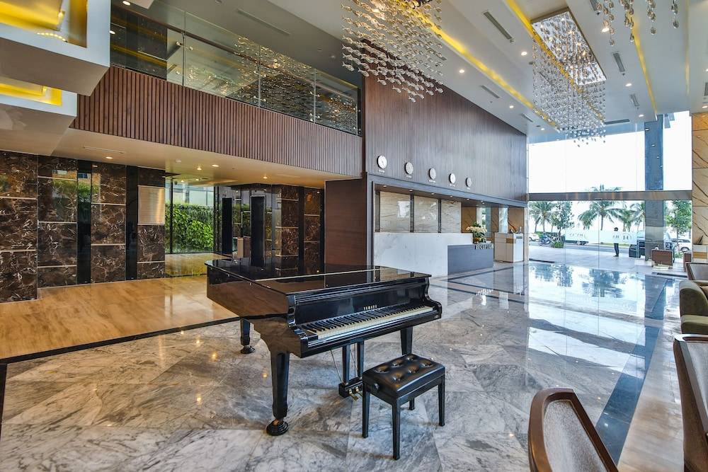 HAIAN Beach Hotel & Spa 2