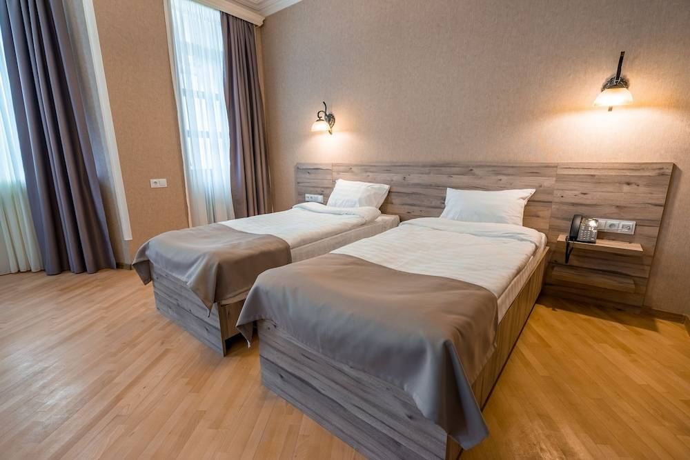 Hotel Imperial House 2